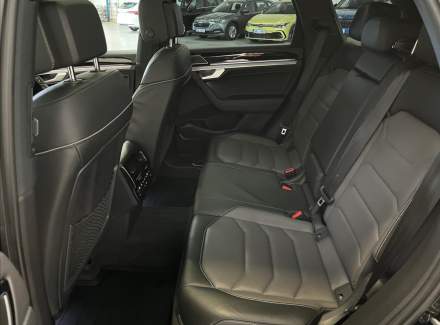 Volkswagen - Touareg