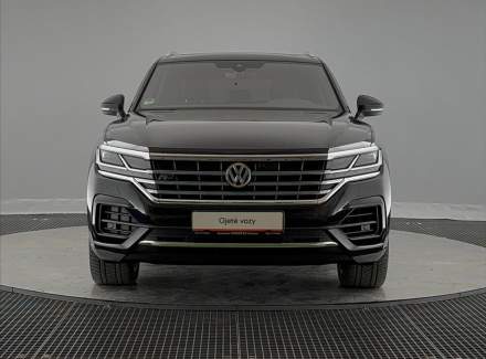 Volkswagen - Touareg