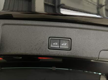 Volkswagen - Touareg