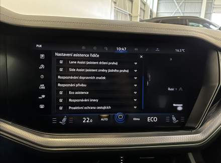 Volkswagen - Touareg