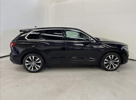 Volkswagen - Touareg