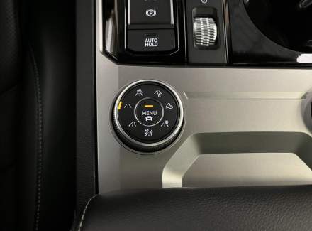 Volkswagen - Touareg