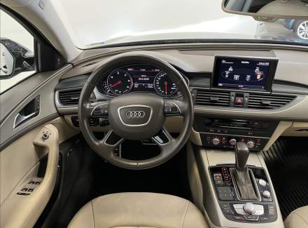 Audi - A6