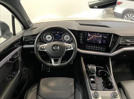 Volkswagen - Touareg