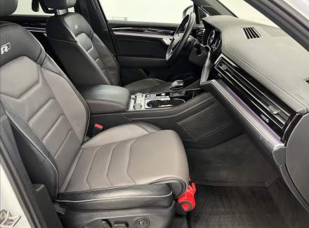 Volkswagen - Touareg