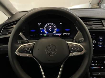 Volkswagen - Touran