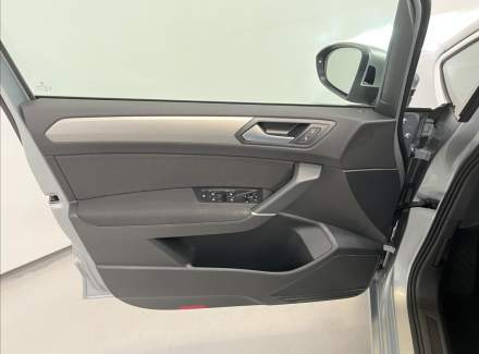 Volkswagen - Touran