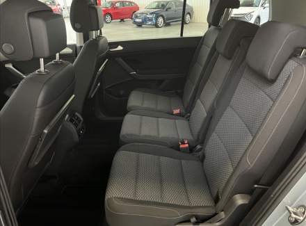 Volkswagen - Touran