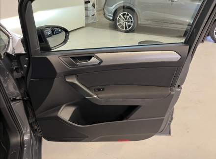 Volkswagen - Touran