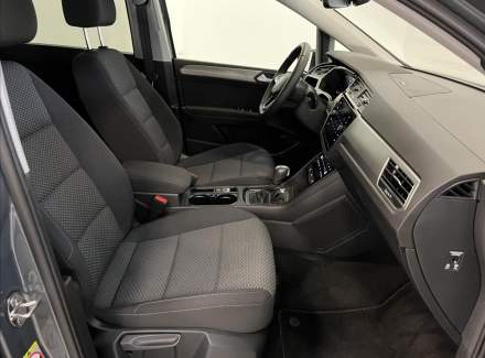 Volkswagen - Touran