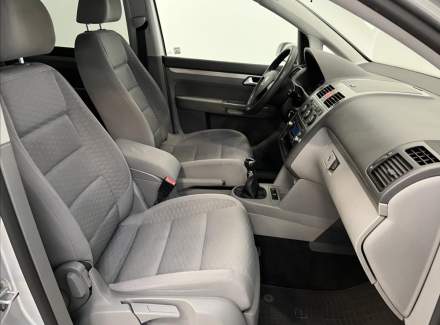 Volkswagen - Touran