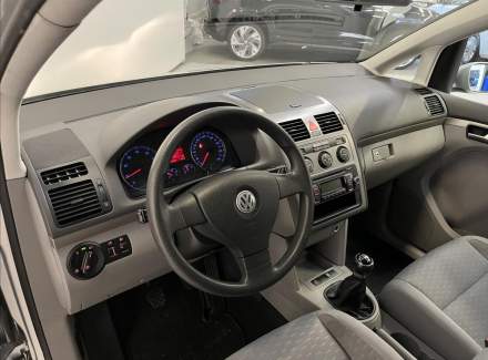 Volkswagen - Touran