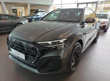 Audi - Q8