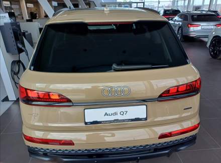 Audi - Q7