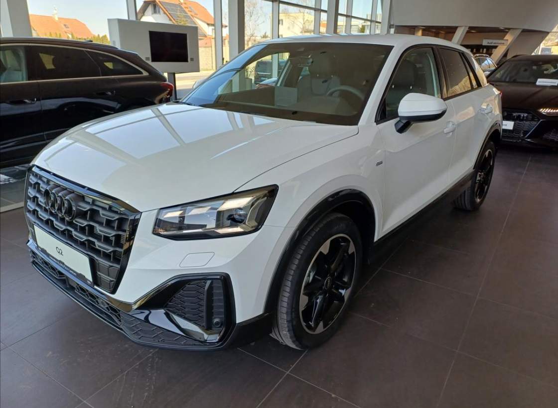 Audi - Q2
