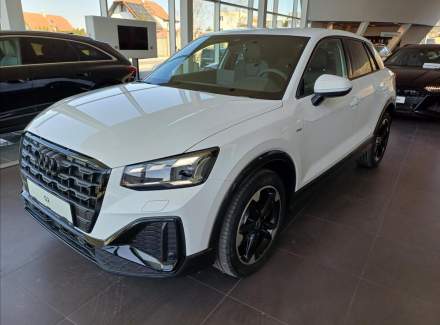 Audi - Q2