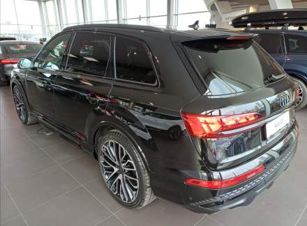 Audi - Q7