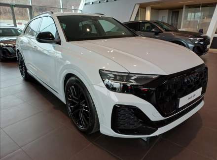 Audi - Q8