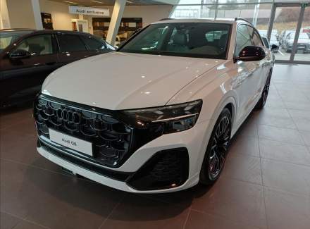 Audi - Q8