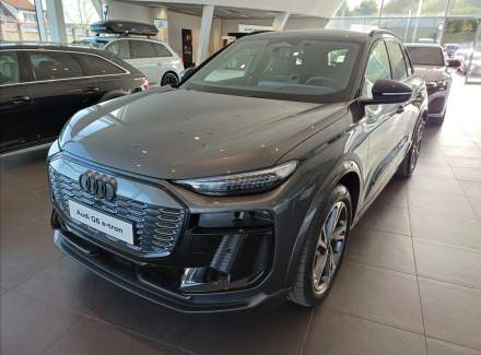 Audi - Q6