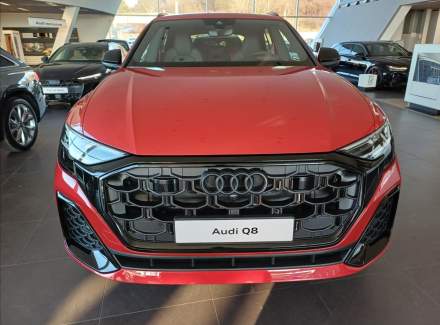 Audi - Q8