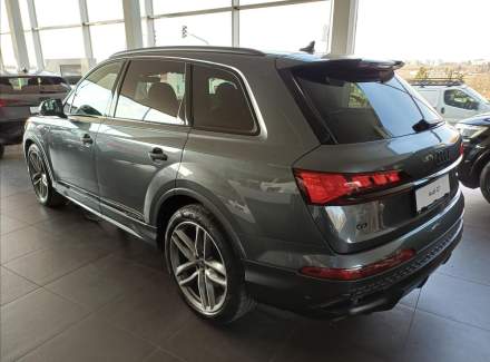 Audi - Q7