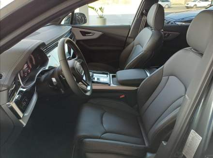 Audi - Q7