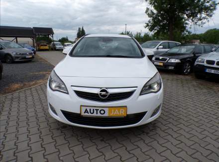 Opel - Astra