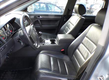 Volkswagen - Touareg