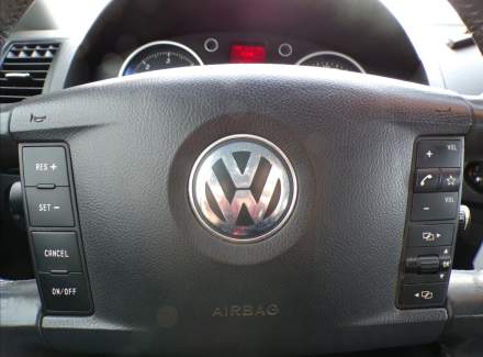 Volkswagen - Touareg