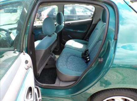 Peugeot - 206