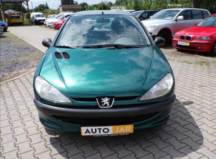 Peugeot - 206