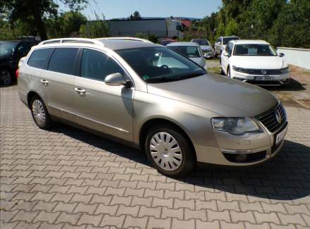 Volkswagen - Passat