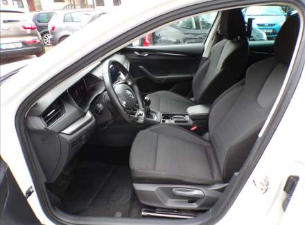 Škoda - Octavia