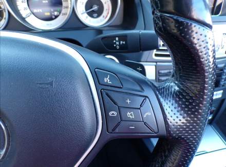 Mercedes-Benz - E-class