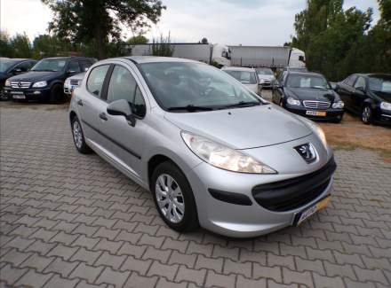 Peugeot - 207