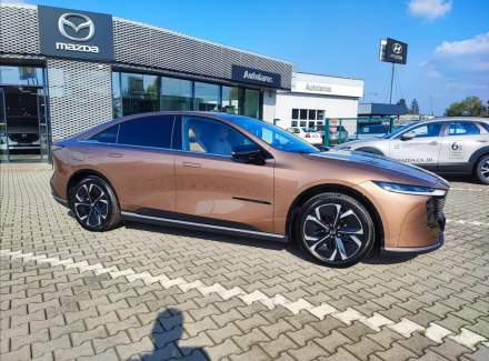 Mazda - 6e