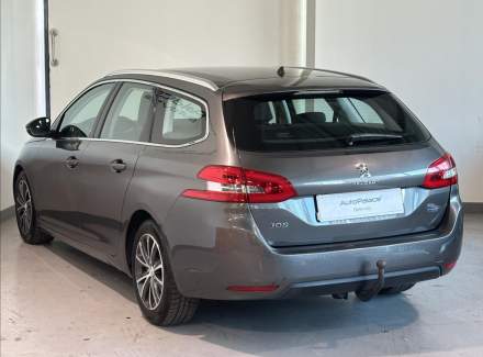 Peugeot - 308