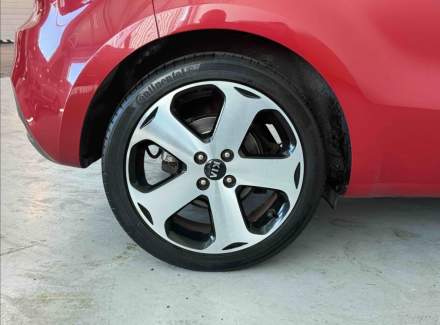 Kia - Rio