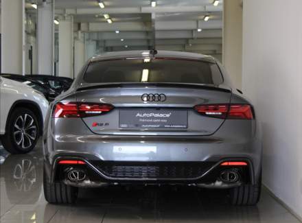 Audi - RS 5