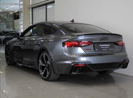 Audi - RS 5