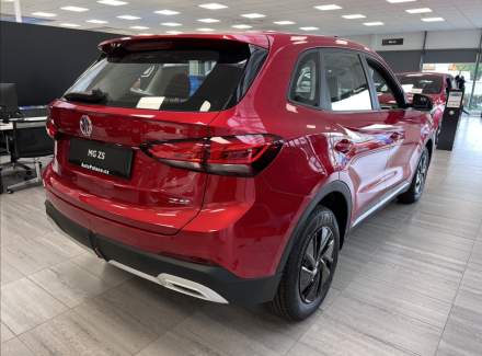 MG - ZS
