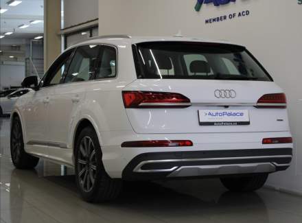 Audi - Q7