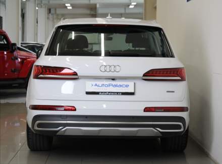 Audi - Q7
