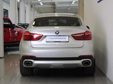 BMW - X6