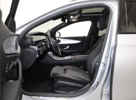 Mercedes-Benz - E-class