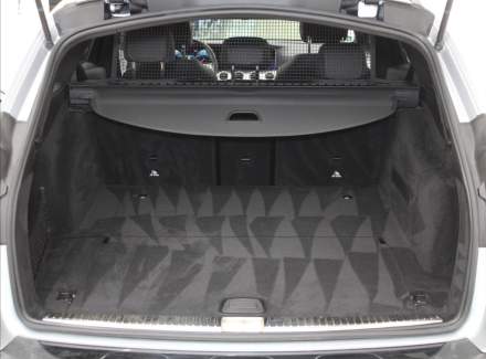 Mercedes-Benz - E-class