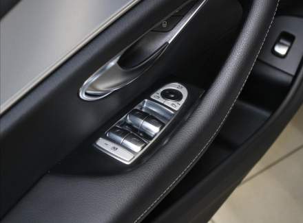 Mercedes-Benz - E-class