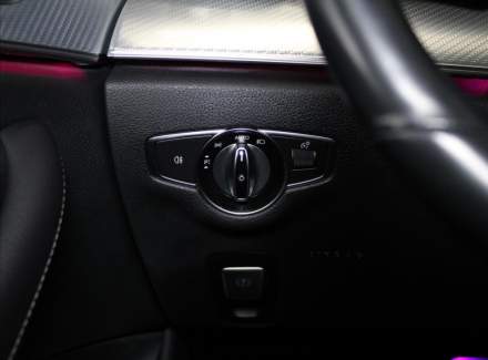 Mercedes-Benz - E-class