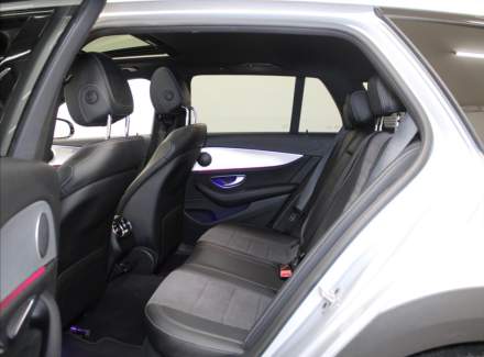 Mercedes-Benz - E-class